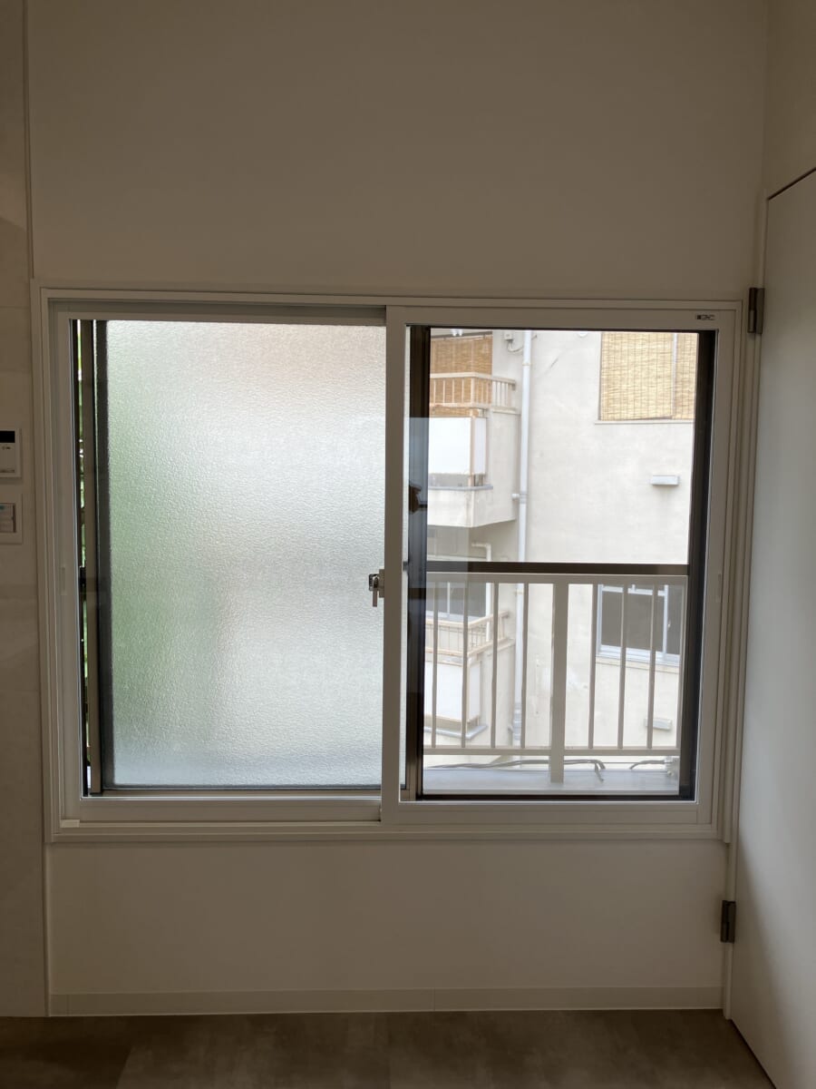 大阪府八尾市高砂町・築45年の戸建て住宅で補助金を使った内窓（二重窓）の窓の断熱リフォームを実施しました。 After