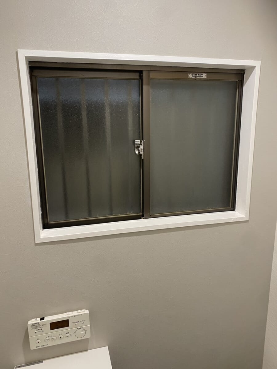 大阪市西淀川区・築40年の戸建て住宅で補助金を使った内窓（二重窓）の窓の断熱リフォームを実施しました。 Before
