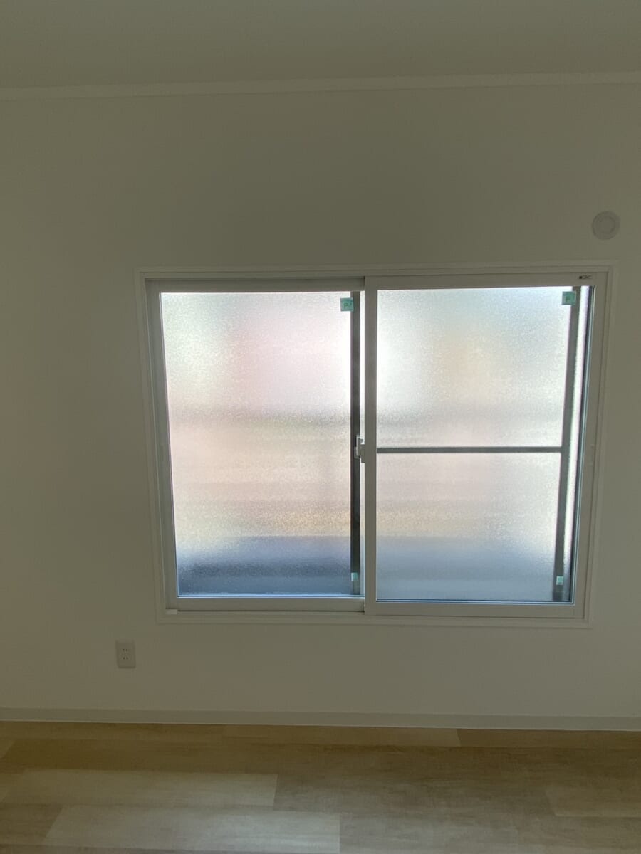 大阪市西淀川区・築40年の戸建て住宅で補助金を使った内窓（二重窓）の窓の断熱リフォームを実施しました。 After