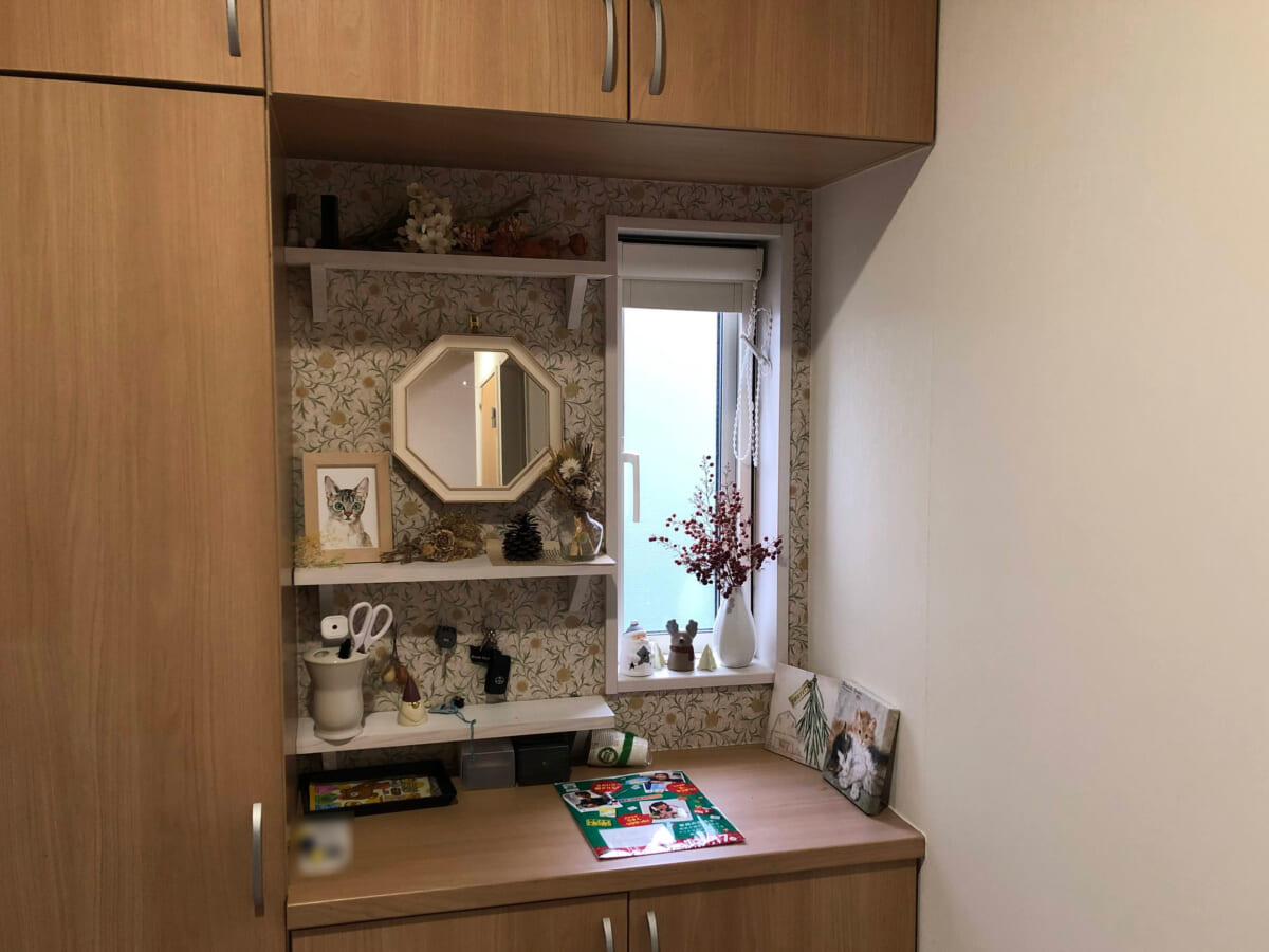 大阪市西成区・築25年の戸建て住宅で補助金を使った内窓（二重窓）の窓の断熱リフォームを実施しました。【玄関・洗面・トイレ/LIXILインプラス・Low－E複層ガラス】 Before