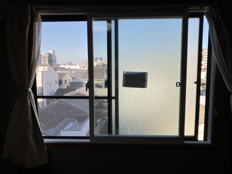 大阪市住之江区・築37年の戸建て住宅で補助金を使った内窓（二重窓）の窓の断熱リフォームを実施しました。【4階和室/LIXIL・インプラス　Low-E複層ガラス】 After