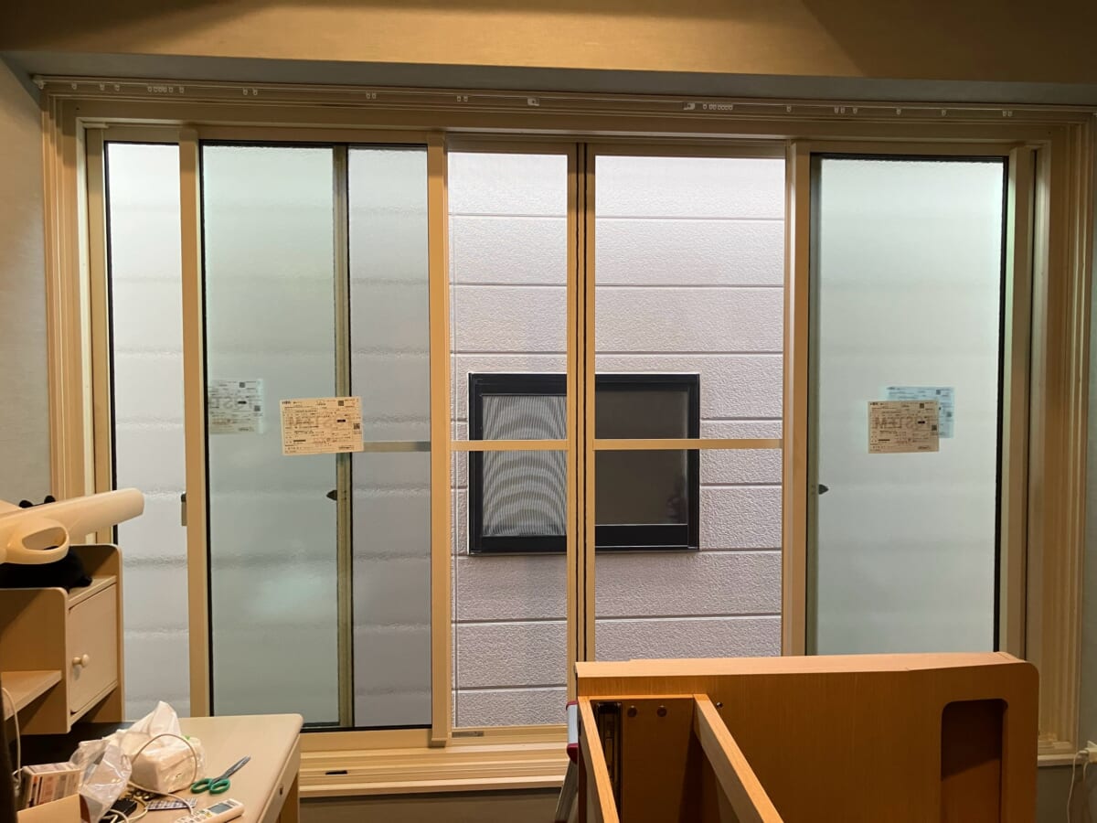 【堺市西区】築25年の戸建てでLIXILリプラスの外窓交換｜補助金11.6万円を活用した窓リフォーム After