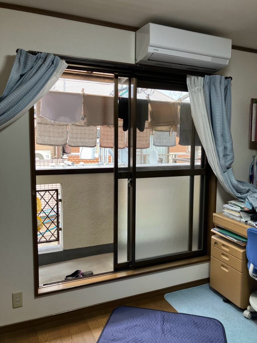大阪市住吉区】築25年の戸建てで内窓4か所を施工｜大阪市の補助金28.5万円を活用した断熱・防音リフォーム Before