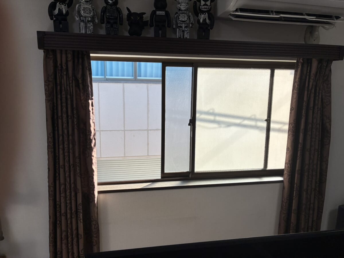 【大阪市西成区・築32年戸建て】内窓13箇所を設置！LIXILインプラスで断熱リフォーム｜大阪市の補助金66万円を活用 Before