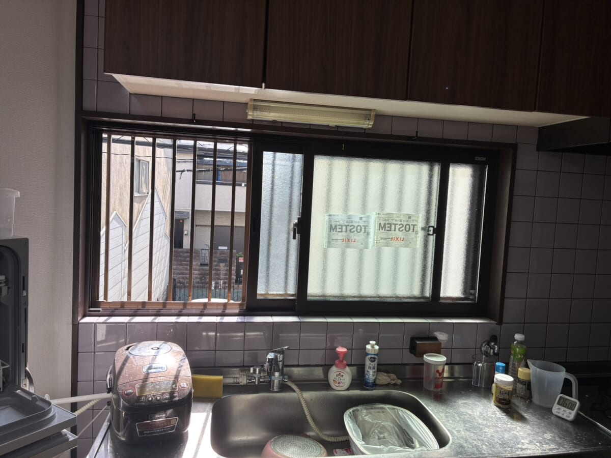 【大阪市西成区・築32年戸建て】内窓13箇所を設置！LIXILインプラスで断熱リフォーム｜大阪市の補助金66万円を活用 After