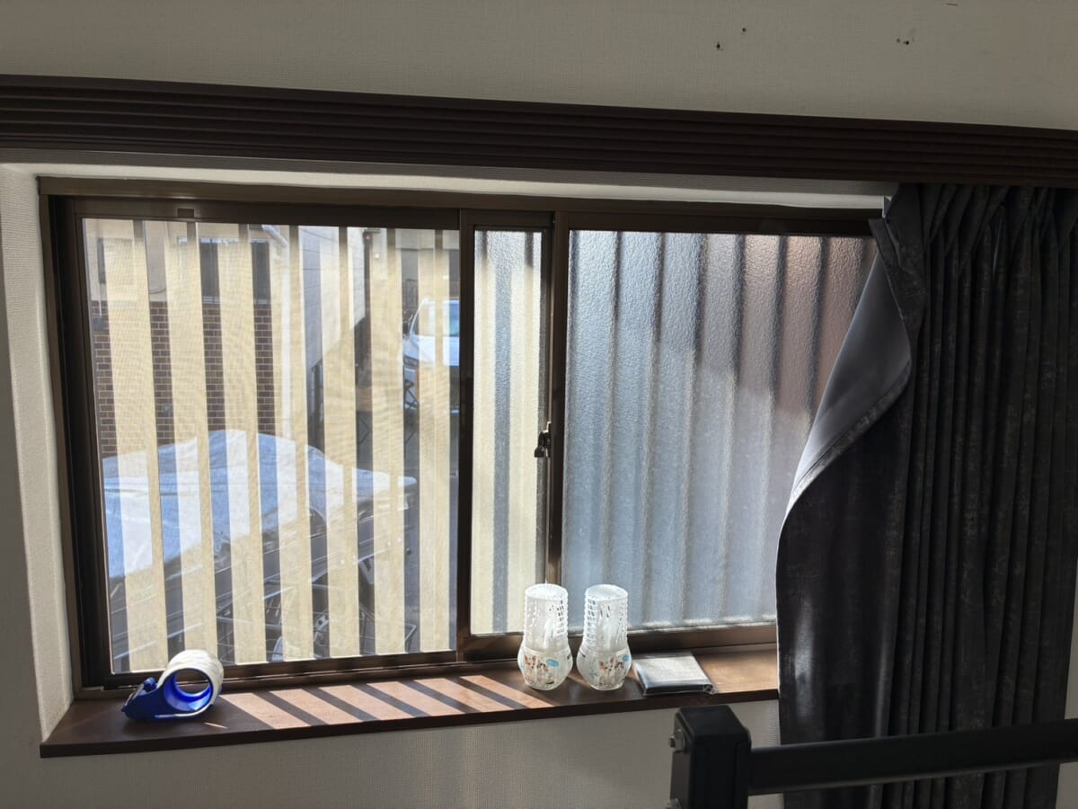 【大阪市西成区・築32年戸建て】内窓13箇所を設置！LIXILインプラスで断熱リフォーム｜大阪市の補助金66万円を活用 Before